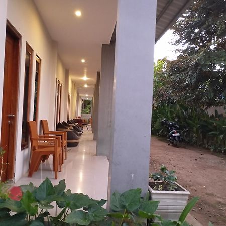 Wl Guesthouse Labuan Bajo Exterior photo