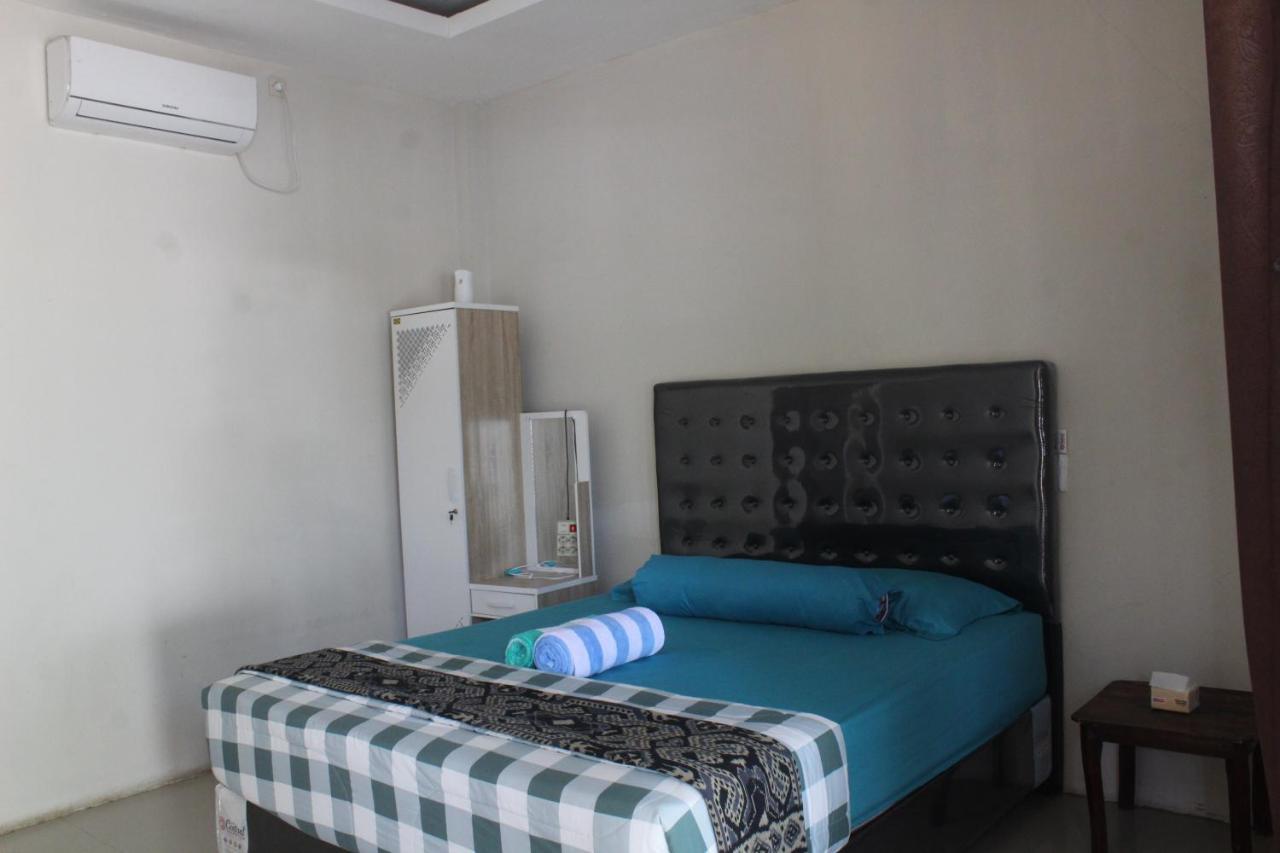 Wl Guesthouse Labuan Bajo Exterior photo
